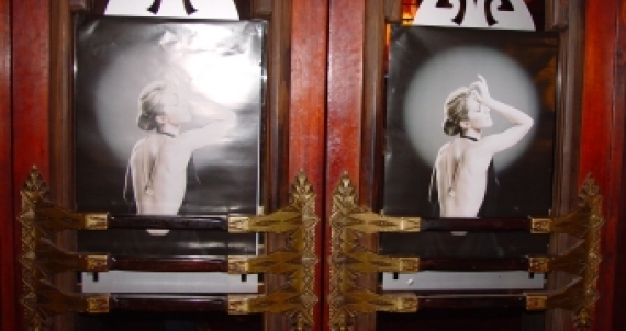 WERELDPREMI&Egrave;RE 'A NEW DAY...' DVD IN PATH&Eacute; TUSCHINSKI